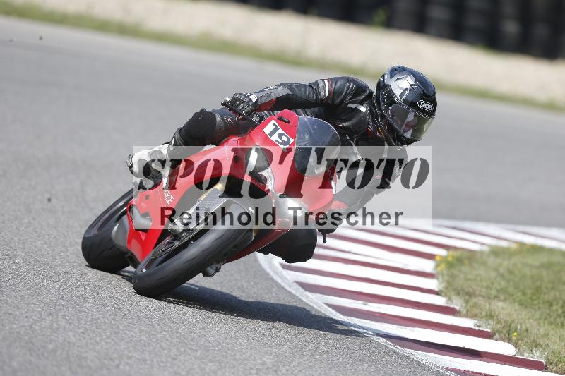 /49 26.08.2025 Cornu Master School ADR/gruen-vert/19